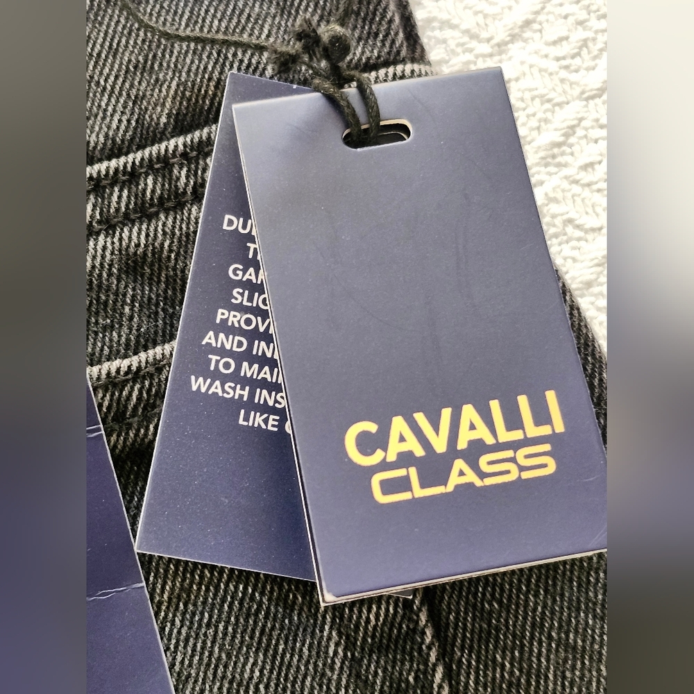 CAVALLI CLASS NWT Black 5-Pocket Straight High-Rise Cropped Jeans. Size M. - Picture 11 of 16